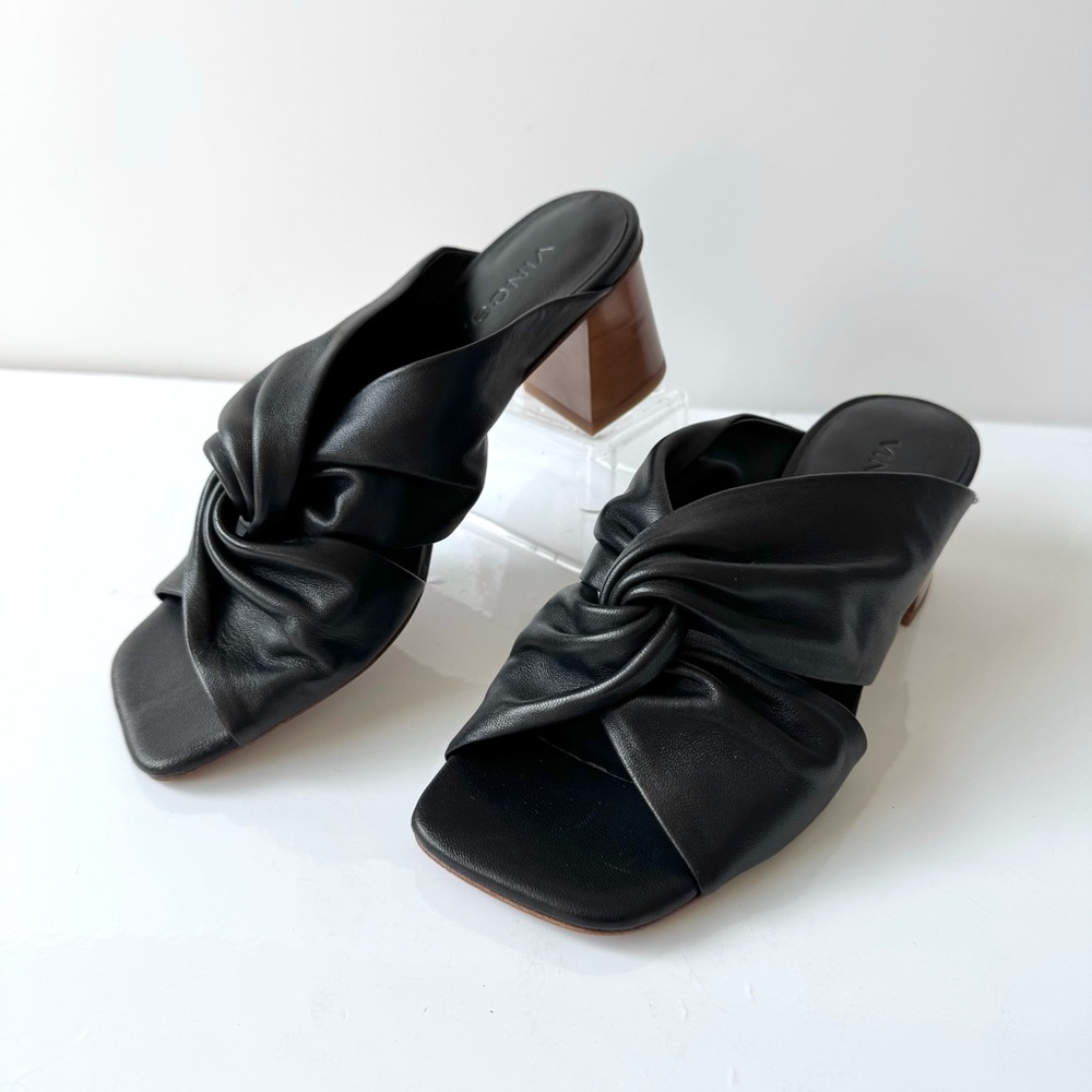 Vince. Denise Black Leather Block Heel Sandals Size 5.5M